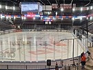 Fanouci pichzej do pardubick enteria areny na sedm finle hokejov...