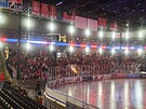 Fanouci pichzej do pardubick enteria areny na sedm finle hokejov...