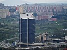 Mrakodrap SaS group Tower v centru Mostu. Nepehldnuteln dominanta msta....