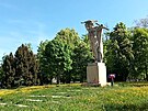Z parku zmiz socha sovtskho vojka