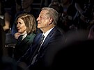 Bývalý demokratický kandidát na prezidenta a viceprezident Al Gore vedle bývalé...