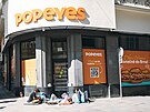 Prvn ti ekatel na oteven brnnsk poboky fastfoodovho etzce Popeyes,...