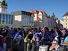 Fanouci Komety zaplnili nmst v Brn, hokejisty enou k titulu