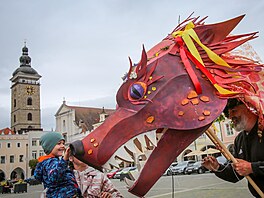 V Bud�jovicích se konalo Svatoji�ské v�n�ení drak�.