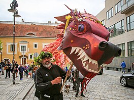 V Bud�jovicích se konalo Svatoji�ské v�n�ení drak�.