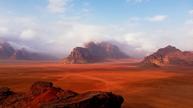 Raketou na Mars? Nen teba! Sta se vydat teba do jordnsk pout Wadi Rum.