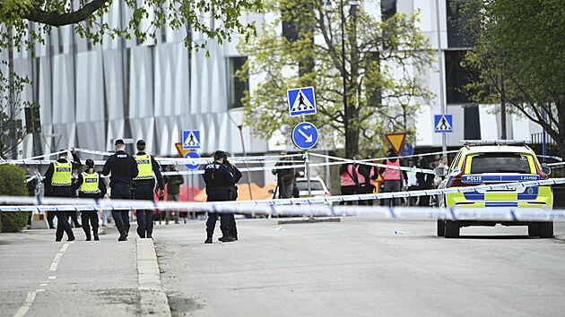 Policie zasahuje na m�st� st�elby v Uppsale. (29. dubna 2025)