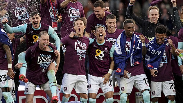 ZP�TKY V PREMIER LEAGUE. Fotbalist� Burnley se po roce ve druh� lize vracej�...