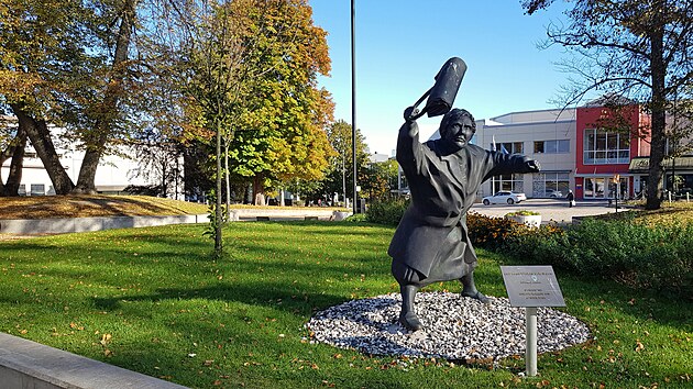 Socha Danuty Danielsson v obci Alingsås. Pvodn sochu, kter byla umstna ve mst Vxj, koupil podnikatel Lasse Diding.