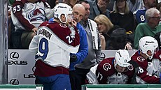 Nathan MacKinnon z Colorada p�i o�et�ování.