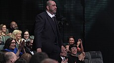 Miroslav Hlau�o mí�í pro cenu na jevi�t� Nové scény Národního divadla (24....