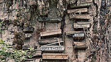 Na severu Filipín, v hornaté provincii Sagada, se nachází pozoruhodné a pro...