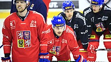Útoník Jakub Lauko na reprezentaním srazu mezi bratry Michalem a Ondejem...