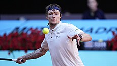 Alexandr Bublik na turnaji v Madridu.