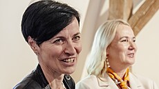 Nejvyí státní zástupkyn Lenka Bradáová a ministryn obrany Jana ernochová...