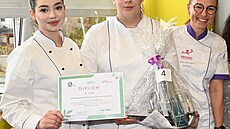 Za na�i �kolu sout�ily Nikolka Stadnik a Vendula Baláková, �ákyn� 3. ro�níku...