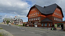 Malá Úpa: tady koní asfalt a zaíná pohoda.