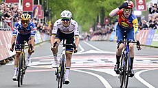 Mattias Skjelmose nem��e uv��it tomu, �e práv� vyhrál spurt nad mistrem sv�ta...