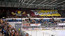 Jihlav�tí fanou�ci se zabydleli na olomouckém stadionu.