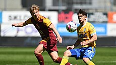 Richard Sedlá�ek je�t� v dresu Teplic, proti kterým v sobotu nastoupí s Jabloncem.