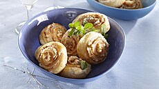 �neci z listového t�sta se sýrem