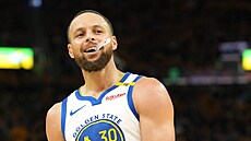 Stephen Curry b�hem t�etího zápasu prvního kola.
