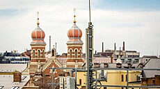 Výhled na Plze od BTS Vodafonu na stee hotelu Central