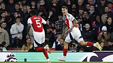 Polák Jakub Kiwior z Arsenalu se raduje z gólu proti Crystal Palace