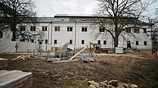 Zámek: Budova konventu prochází rekonstrukcí od lo�ského podzimu. Nyní se...