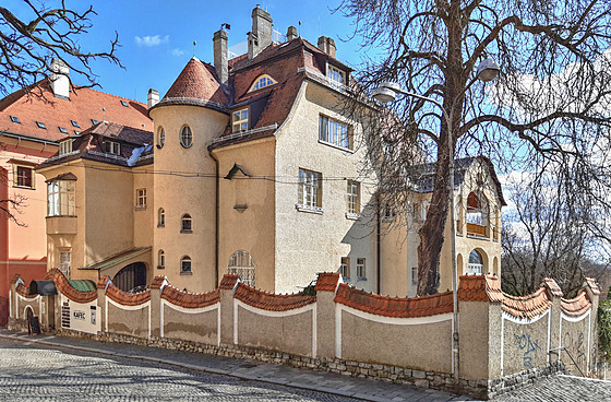 Secesní Vila Primavesi pat�í k architektonickým skvost�m Olomouce.