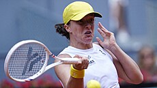 Obhájkyn� titulu Iga �wiateková ve �tvrtfinále turnaje v Madridu.