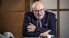 Ministr zdravotnictví Vlastimil Válek
