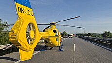 Záchranái ve stedu 30. dubna 2025 dopoledne zasahovali u dvou nehod na D2, v...