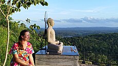 Místní jsou peván buddhisté, take velice tolerantní lidé. V buddhismu není...