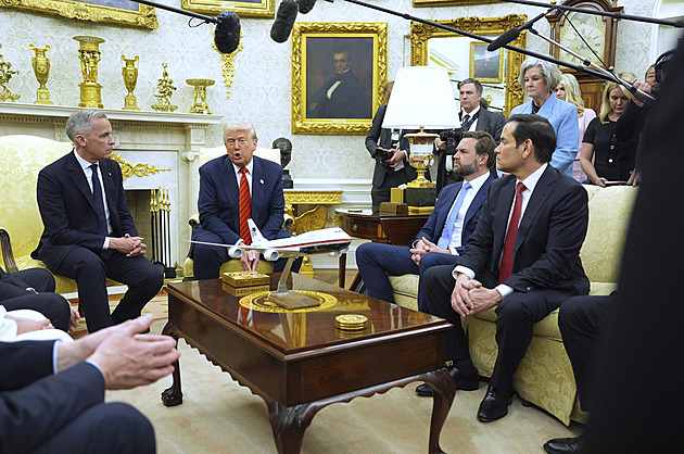 Hranice s Kanadou je umělá, míní Trump. Nikdy nebudeme na prodej, odvětil Carney