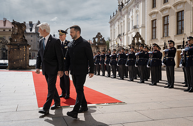 OBRAZEM: Objetí s Fialou, přijetí na Hradě. Zelenského návštěva Prahy