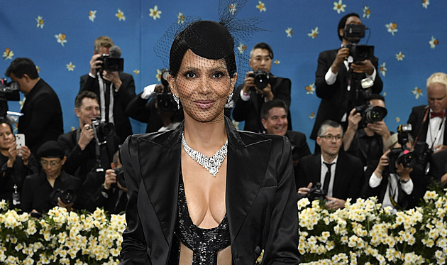 Čtyři roky v celibátu? Uvědomila jsem si svou hodnotu, říká herečka Halle Berry