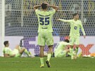 Neastní hrái Barcelony po inkasovaném gólu.
