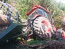 Pevrcen traktor se devem v obci Prlov na Vsetnsku pokodil plynovou...