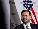 Americký viceprezident J. D. Vance (7. kvtna 2025)
