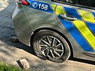 Policist mli pi vjezdu k udlosti dopravn nehodu v ulici Plzesk. (1....