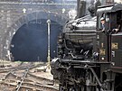 Vinohradský elezniní tunel vede z Hlavního nádraí.