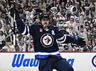 Mark Scheifele z Winnipeg Jets se raduje z gólu.