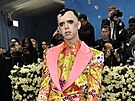 Cole Escola na Met Gala v New Yorku (5. kv�tna 2025)