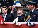 Princ George, princ Louis a princ William na oslavách Dne vítzství v Evrop v...