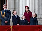 Princ William, princ George, princ Louis, princezna Kate a princezna Charlotte...
