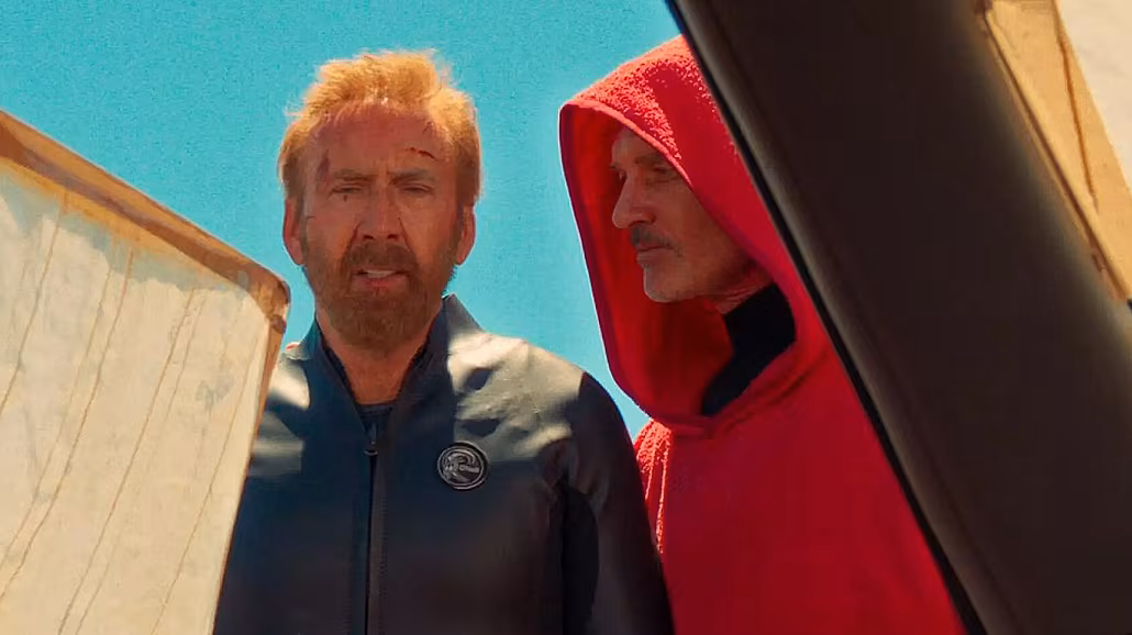 Nicolas Cage ve filmu The Surfer