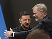 Ukrajinský prezident Volodymyr Zelenskyj a Petr Fiala  na tiskové konferenci po...