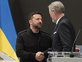 Ukrajinský prezident Volodymyr Zelenskyj a Petr Fiala  na tiskové konferenci po...