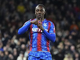 Eberechi Eze slaví branku Crystal Palace.